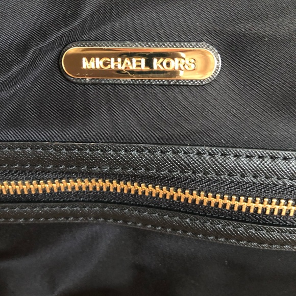 Michael Kors Tote - Picture 4 of 4